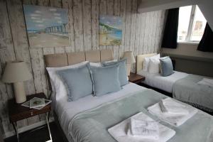 Cornerhouse Apartments 4 Sleeps 5