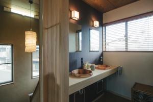 Kamakura Suzune - Japanese Modern Entire Home - Enoden View