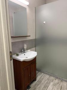 Mav Apartments Hanul cu Peste