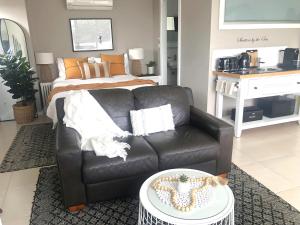 Shutters by the Sea -Sea View-Waterfront