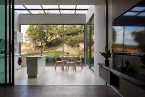 Brand New Spacious Unique Apartment at Karon Beach