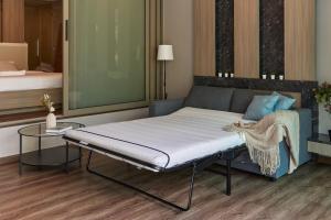 Brand New Spacious Unique Apartment at Karon Beach