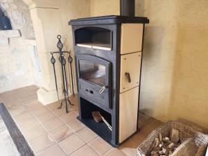 Charming gîte 2-4p with heated pool & terrace - Le Bleuet