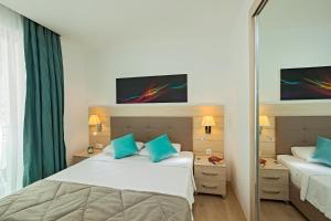 The Room Hotel & Apartments