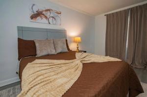 Lux Mins to Atrium & Arena & Stadiums Uptown