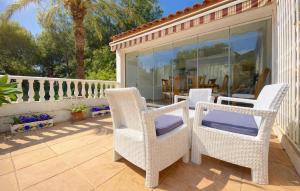 Lovely Home In Pinar De Campoverde