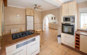 Lovely Home In Pinar De Campoverde
