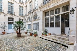 Beautiful Spacious Apartment 3BR 8P near street Montorgueil