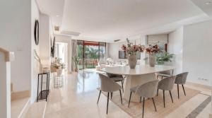 VACATION MARBELLA I La Alzambra Peaceful Hideaway with Sea views