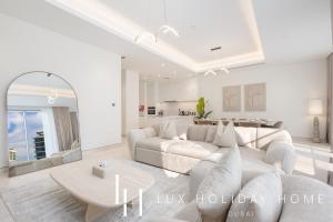 LUX The District One Lagoon View Townhouse