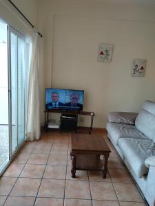 Aries - Zand Properties