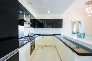 Modest 2B in Downtown, Close to Dubai Mall and Burj Khalifa