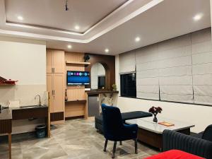 Orchid Studio in Jagatpura, Jaipur by Shvisa