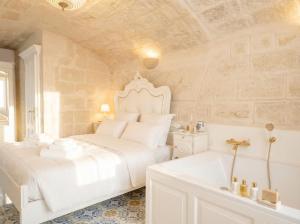 Casa Reale-Romantic Suite with Bath Tub in Old Town