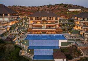 Nanda Hill Resort-Aravali Views