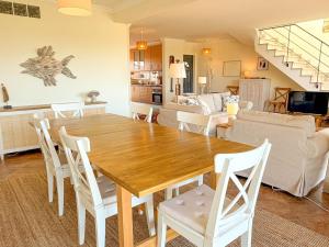 Casa da Paz - Near Beach with Ocean View & Parking