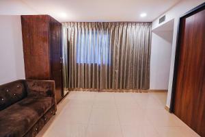 FabHotel Earth - Nr Guindy Industrial Estate