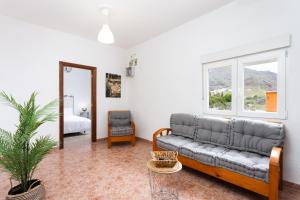 Home2Book Charming Apt with Interior Patio