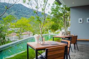 1 BR Pavilion The Woods P06 in Kamala