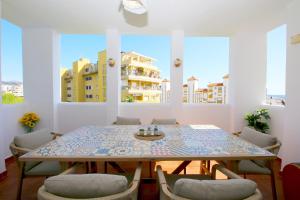 Estepona Family Apartment AVENCIA