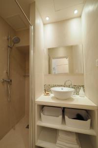 Louvre Opera Design ChicSuites