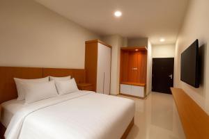 Hotel O near Pelabuhan Pangkal Balam formerly Jazz Hostel