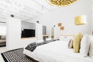 9A The Cube Executive Self-Catering Apartments