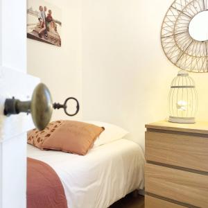 Chalet Aux Oiseaux - by La Boite en Plus