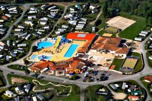 Campings Camping Les Charmettes-Mobile Home Vacances : Mobile Home