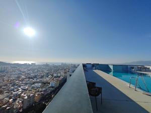 Sky Pool Panorama 20