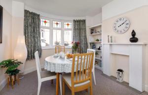 City Apartments - 4 Heworth Village - 3 bed house