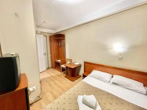 Готель на Голосієво