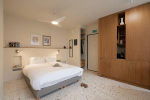 Eridanus Ceramis Suites