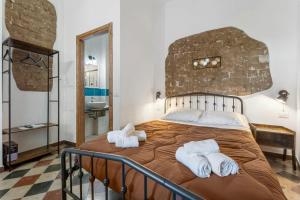 Luxar Suites & Apartments img40