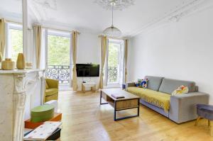 BnBNova - 3BR - Champs-Élysées & Arc de Triomphe