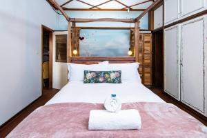 Seaview Family cottage