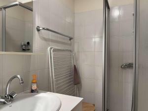 115 - Studio dans une résidence les pieds dans leau.