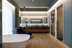 Lanterna Collection