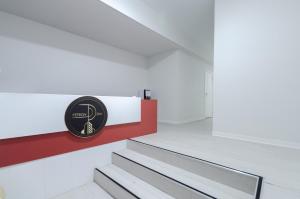 14-4 Diplomat Hall, Zhylianska 59, Kyiv centre, stunning city view, 15 kW backup power, Petrovdom Apartment