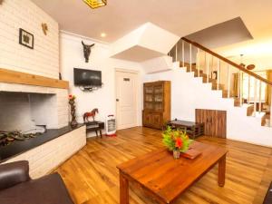 Winterbourne Chalet