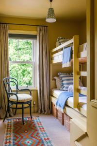 The Victorian Post House - Central Frome