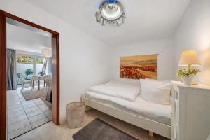 Ferienwohnung „bei Julia“ – Ruhe, Garten & Kaiserstuhl-Genuss