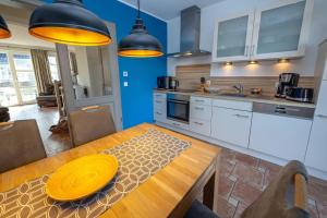 Gutshofhäuser Sellin - Haushälfte 1