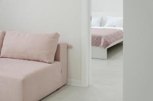 14-7 Diplomat Hall, Zhylianska 59, Kyiv centre, stunning city view, 15 kW backup power, Petrovdom Apartment