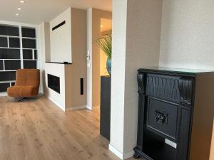 Acropolis Luxury Residence - Space, privacy and hotel comfort near the sea