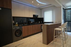 High standing apartment with sea view in Ghandouri