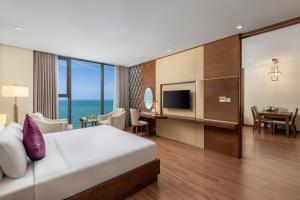 Rosamia Da Nang Hotel - My Khe Beachfront Luxury