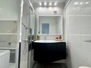 Magnifique 2P-Front de Mer-Garage-Juan les Pins