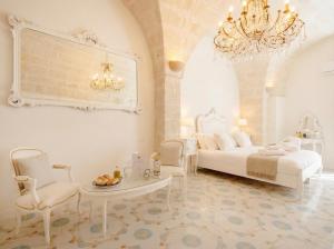 Marchesa - 2 Bedrooms, Terrace & Bath Tub in Center
