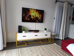 D&D Residency -Staycation by Winnie -2br